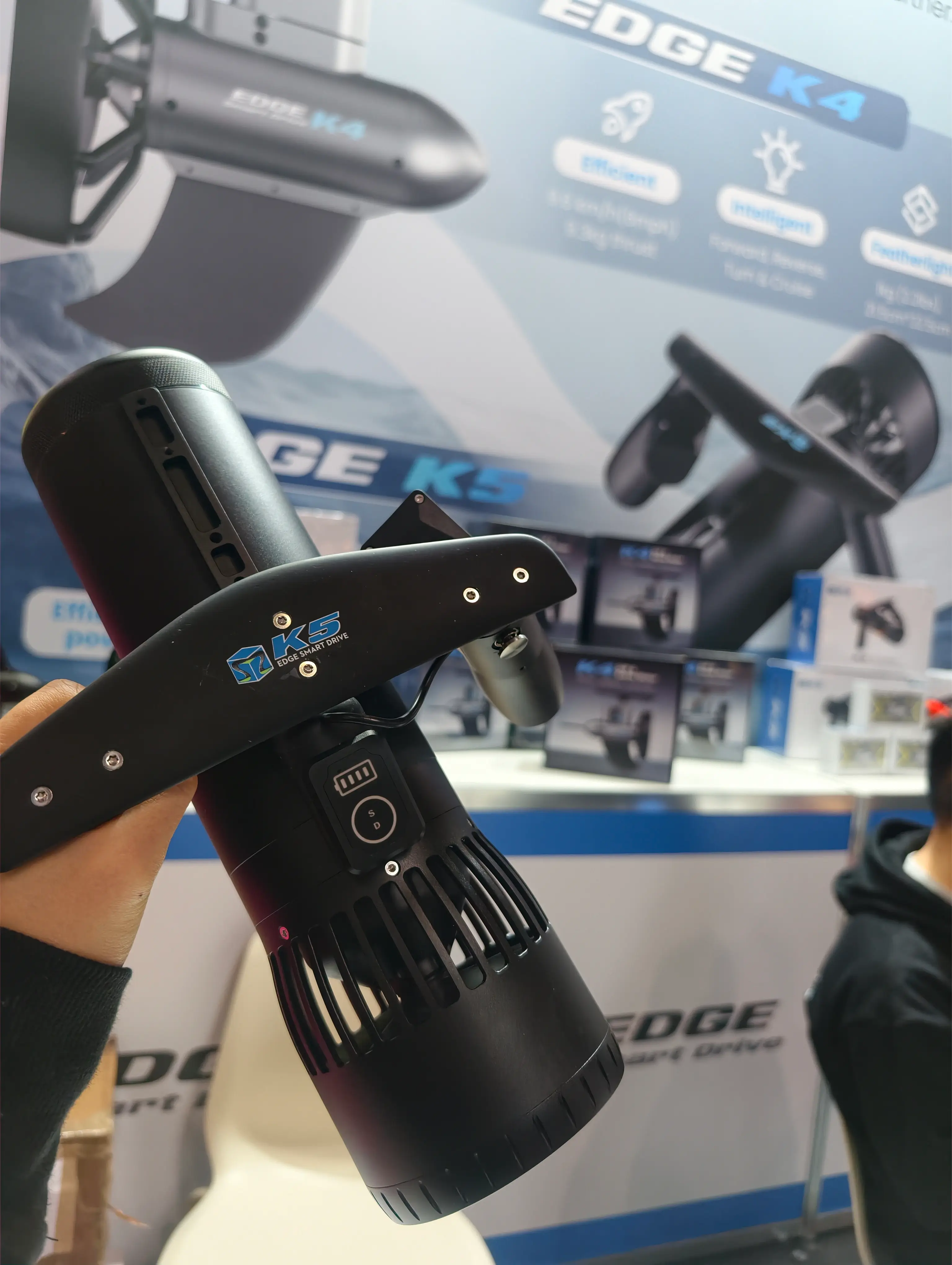 Tedgix K5 airline-compliant underwater scooter with modular battery system